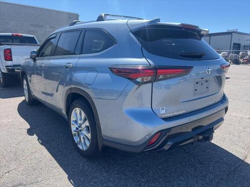 2024 Toyota Highlander Limited