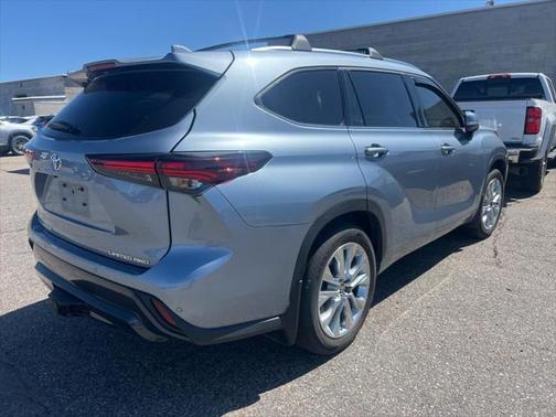 2024 Toyota Highlander Limited