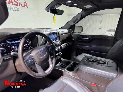 White Frost Tri-Coat 2021 GMC Sierra 1500 Denali