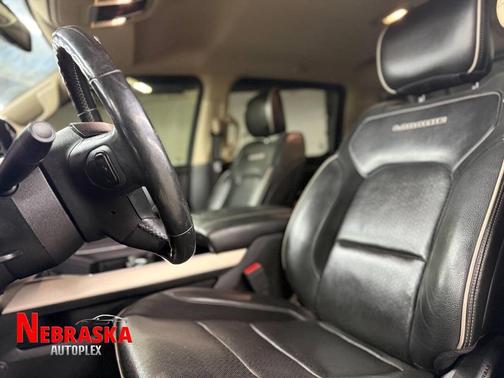 Granite Crystal Clearcoat Metallic 2019 RAM 1500 Laramie