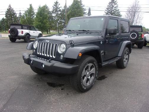 2017 Jeep Wrangler SAHARA