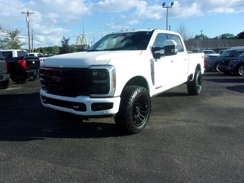 2024 Ford F-250 PLATINUM