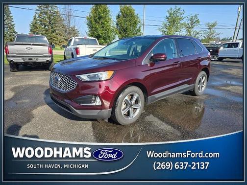 BURGUNDY VELVET MET TINT CC 2023 Ford Edge SEL