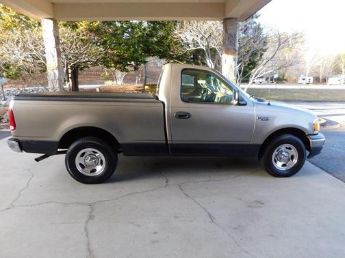 2001 Ford F-150 XLT