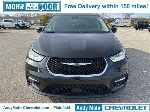 2023 Chrysler Pacifica Touring-L