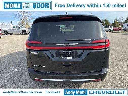 2023 Chrysler Pacifica Touring-L