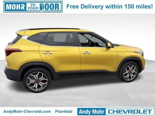 Yellow 2023 Kia Seltos SX