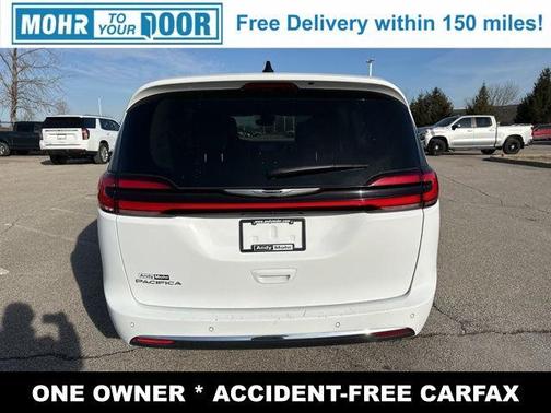 2024 Chrysler Pacifica Touring-L