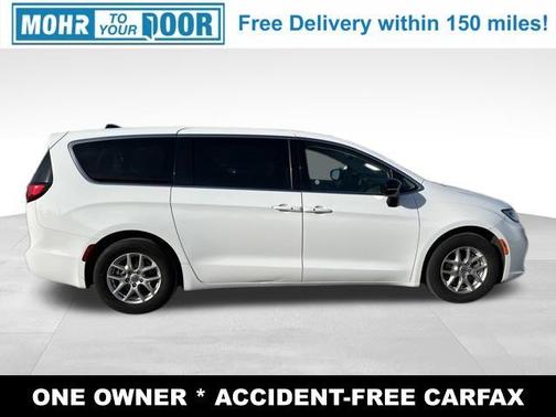 2024 Chrysler Pacifica Touring-L