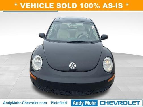 Black 2008 Volkswagen New Beetle SE