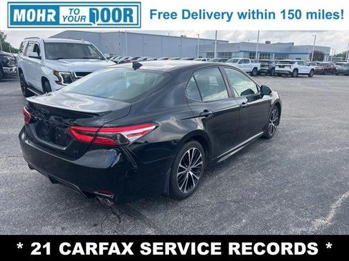 2020 Toyota Camry SE