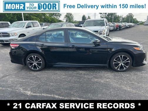 2020 Toyota Camry SE