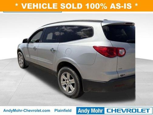 Silver Ice Metallic 2011 Chevrolet Traverse LT