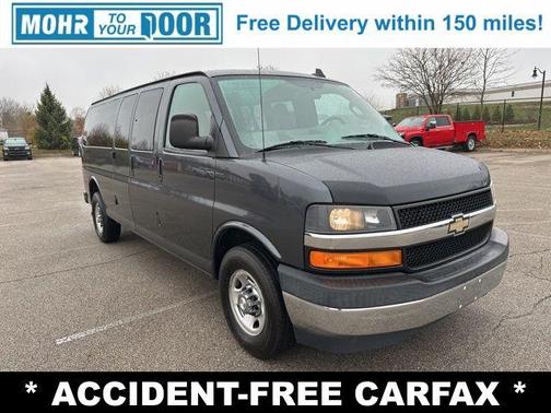 2017 Chevrolet Express 3500 LT