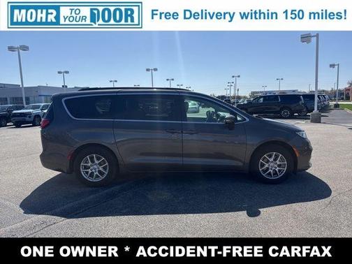 2022 Chrysler Pacifica Touring-L