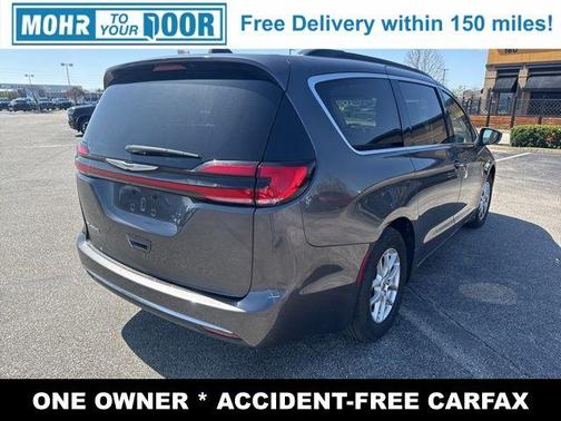 2022 Chrysler Pacifica Touring-L