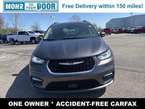 2022 Chrysler Pacifica Touring-L