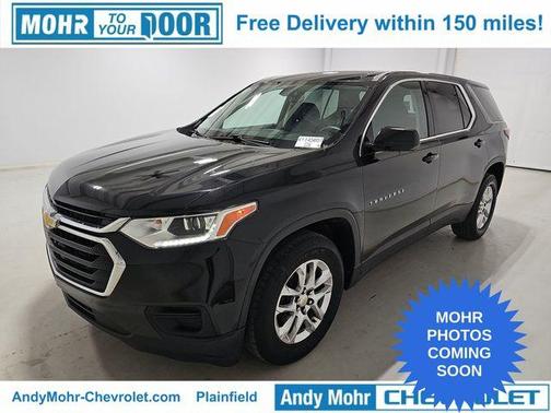 Mosaic Black Metallic 2020 Chevrolet Traverse LS