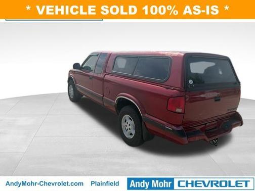 Red 1995 Chevrolet S-10 LS Extended Cab