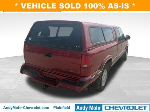 Red 1995 Chevrolet S-10 LS Extended Cab