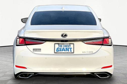 Ultra White 2024 Lexus ES 350 F SPORT Handling