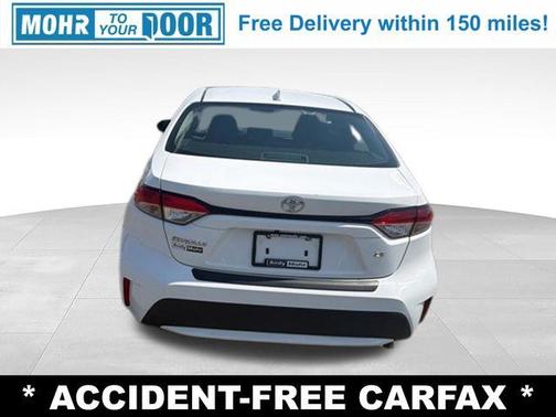 Super White 2021 Toyota Corolla LE