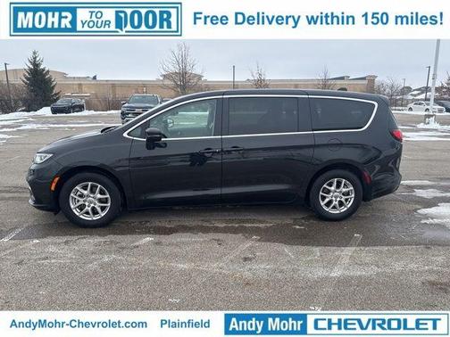 2024 Chrysler Pacifica Touring-L