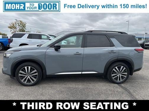 2022 Nissan Pathfinder Platinum
