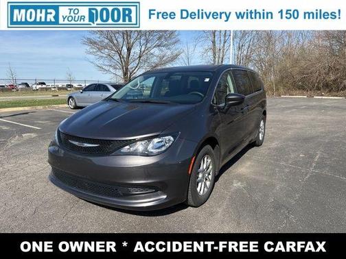 2022 Chrysler Voyager LX