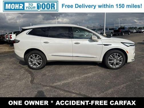 2022 Buick Enclave Essence
