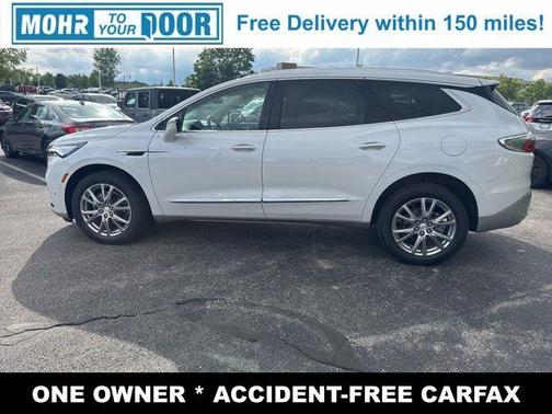 2022 Buick Enclave Essence
