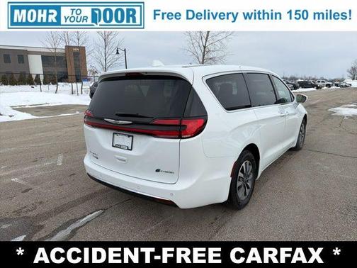 2022 Chrysler Pacifica Hybrid Touring L