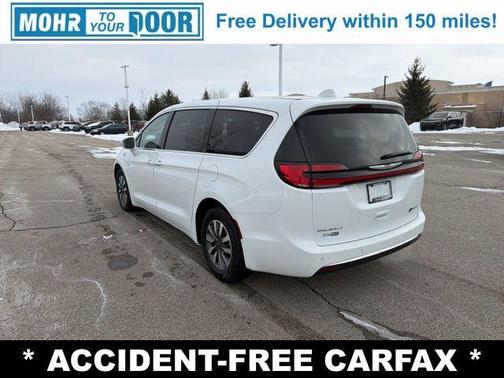 2022 Chrysler Pacifica Hybrid Touring L