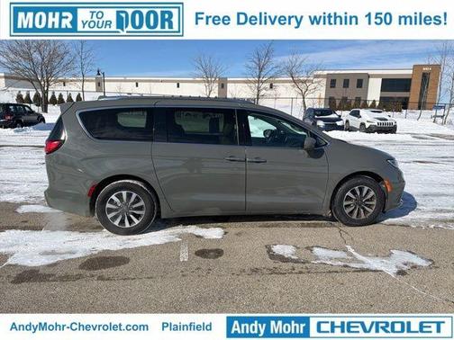 2021 Chrysler Pacifica Touring-L