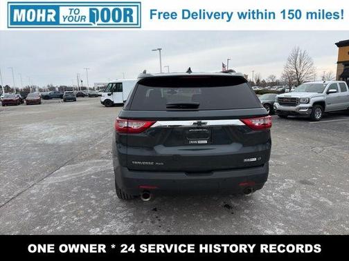 Graphite Metallic 2019 Chevrolet Traverse LT Cloth