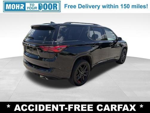 Mosaic Black Metallic 2023 Chevrolet Traverse Premier