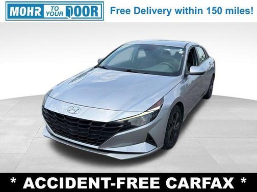 Shimmering Silver Pearl 2021 Hyundai ELANTRA SEL