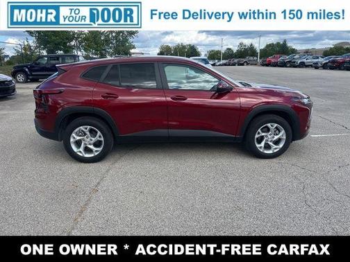 2025 Chevrolet Trax LS