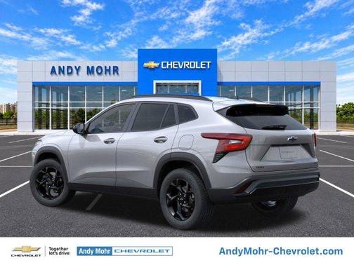 Sterling Gray Metallic 2026 Chevrolet Trax LT