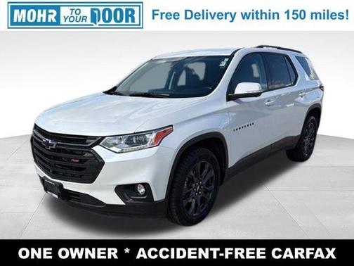 Iridescent Pearl Tricoat 2021 Chevrolet Traverse RS