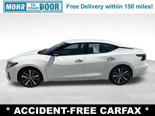 Pearl White 2022 Nissan Maxima SV