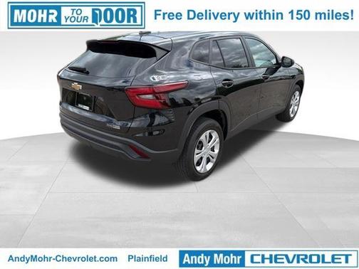 Mosaic Black Metallic 2024 Chevrolet Trax LS