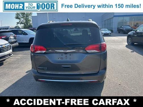2020 Chrysler Pacifica Touring-L