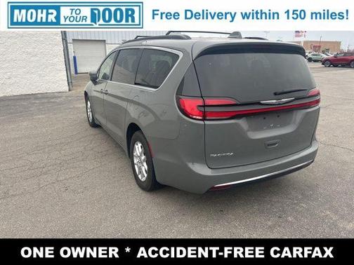 2022 Chrysler Pacifica Touring-L