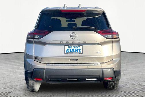 Champagne Silver 2025 Nissan Rogue SL