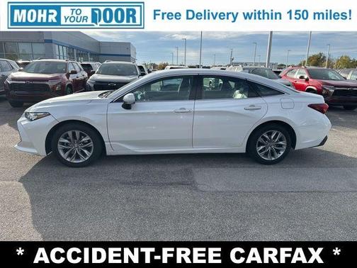 2022 Toyota Avalon XLE