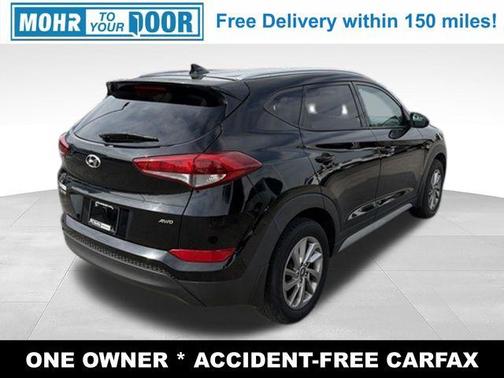 Black Noir Pearl 2018 Hyundai TUCSON SEL