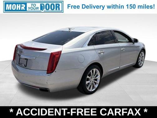 Radiant Silver Metallic 2016 Cadillac XTS Luxury Collection