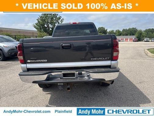2004 Chevrolet Silverado 2500 LS H/D Crew Cab