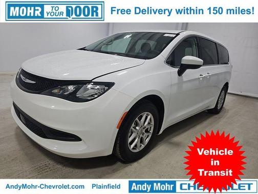 Bright White Clearcoat 2022 Chrysler Voyager LX